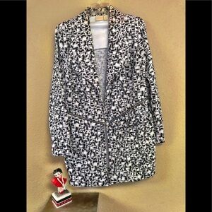 TOP OF THE LINE.Gorgeous Chicos.